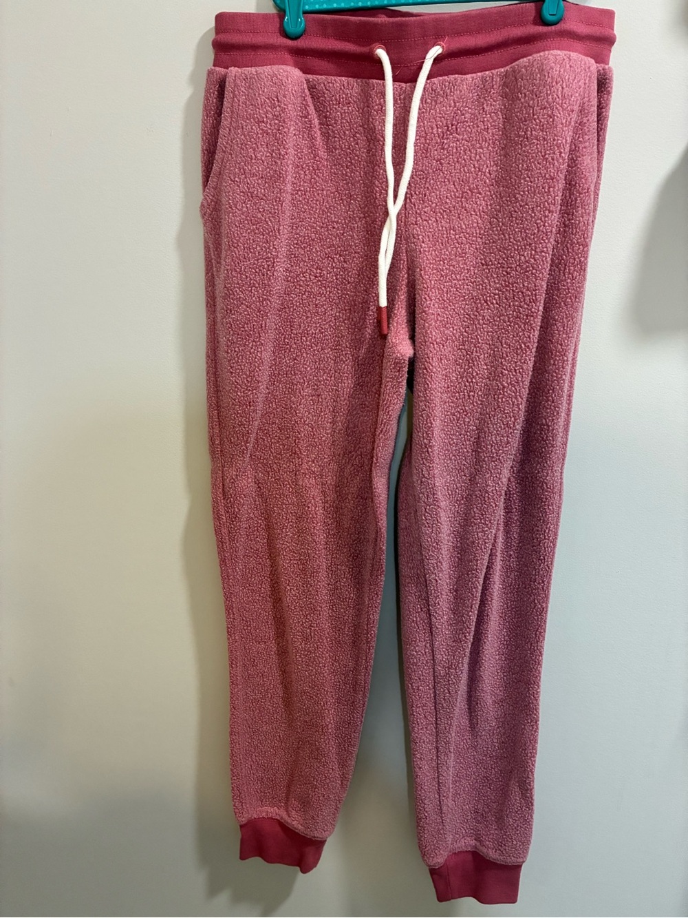 Member’s Mark Cozy Women's Pink Sherpa Track Jogger Set Size Medium - Picture 5 of 9
